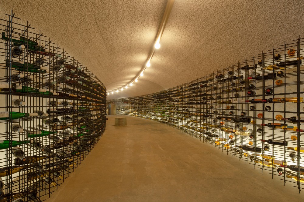 117 Wine Cellar Photo 01 Photo Johnny Umans