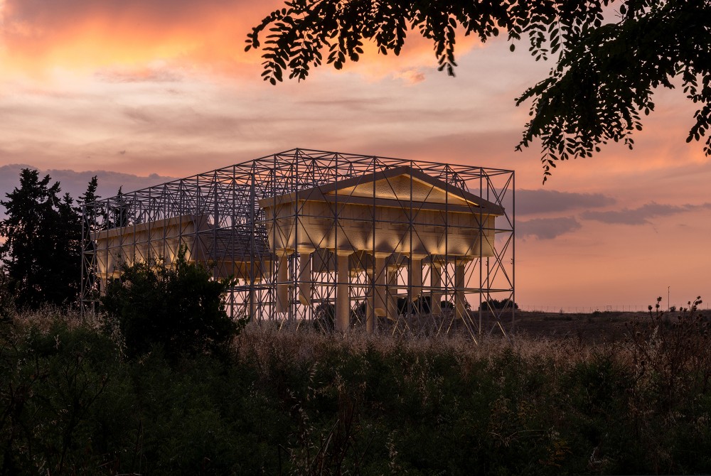 134 Inverse Ruin Photo 02 Photo Roberto Conte